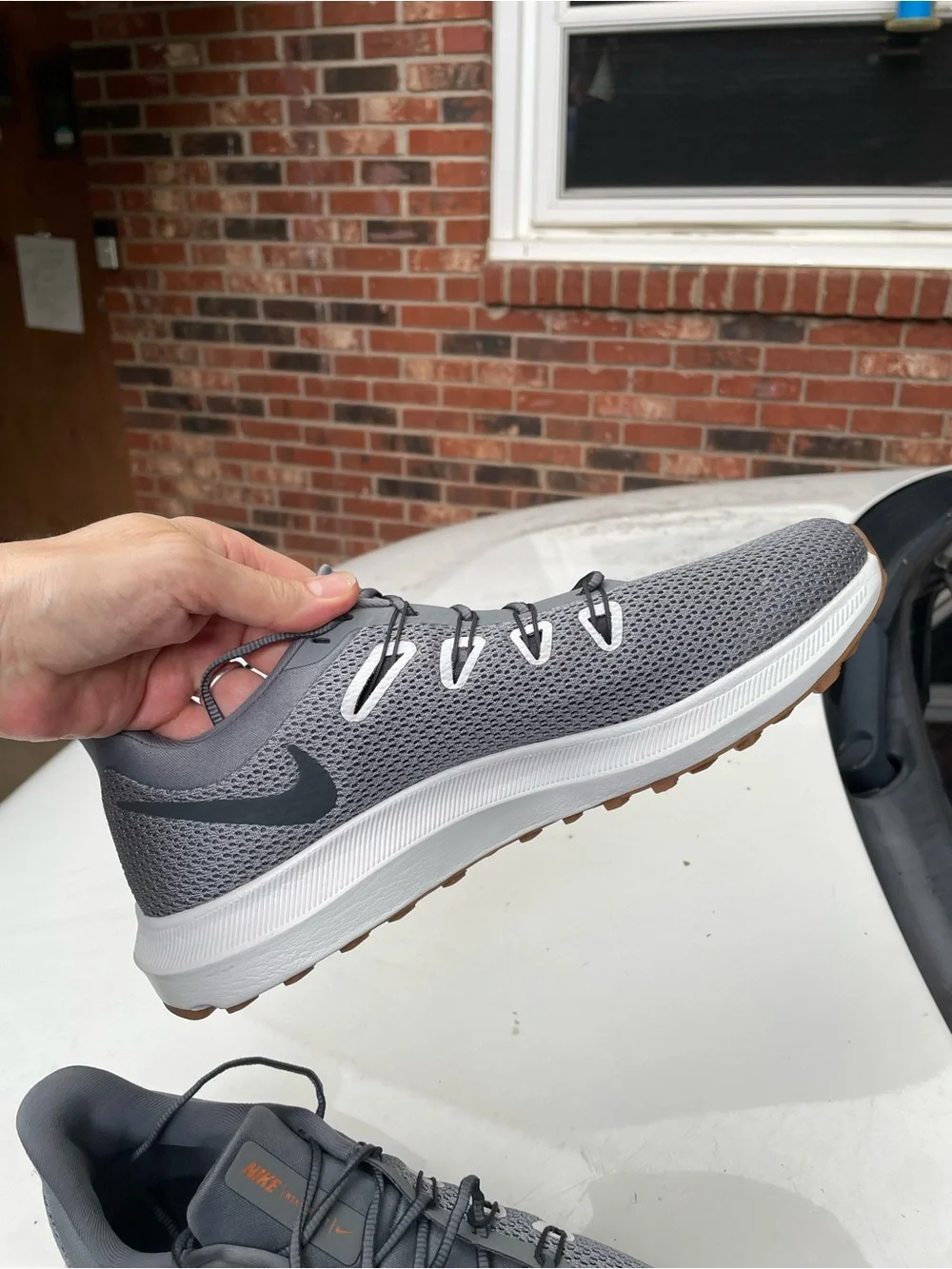 New Nike Quest 2 Smoke Grey Gum Running Shoes Size 10.5 Men’s